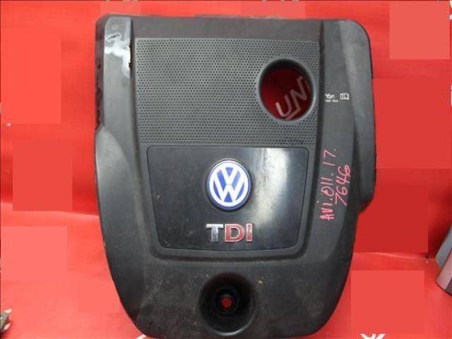 bontott AUDI A3 Felső Hűtőburkolat