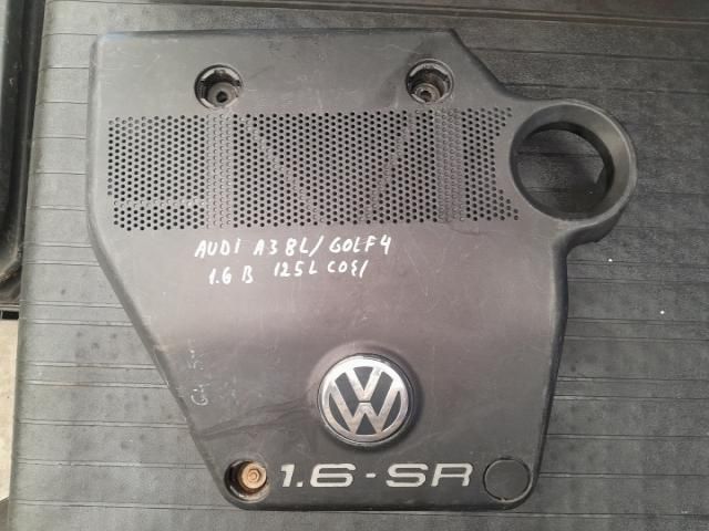 bontott AUDI A3 Felső Hűtőburkolat