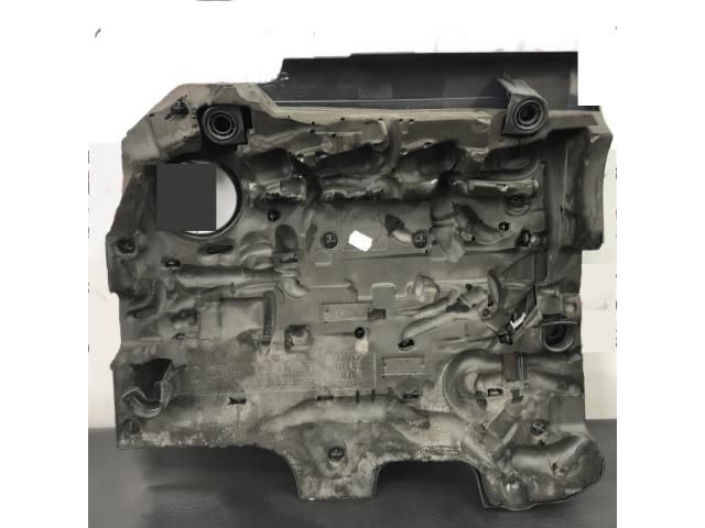 bontott AUDI A3 Felső Hűtőburkolat