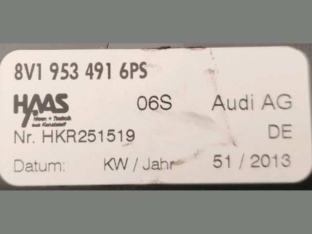 bontott AUDI A3 Felső Kormányoszlop Burkolat