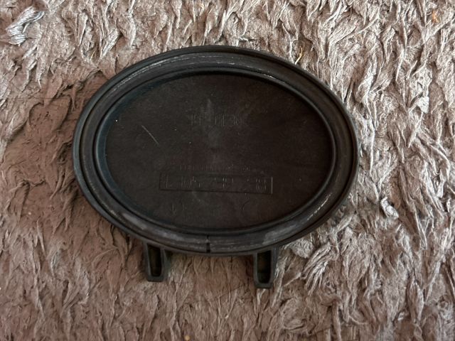 bontott AUDI A3 Fényszóró Lámpabúra Fedél