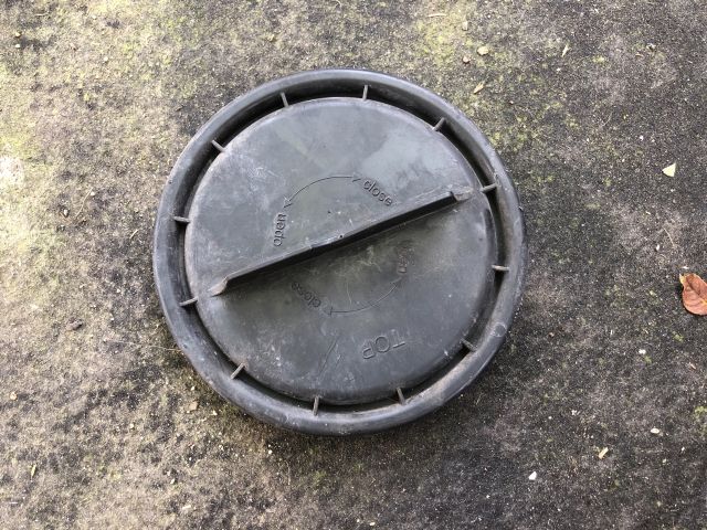 bontott AUDI A3 Fényszóró Lámpabúra Fedél