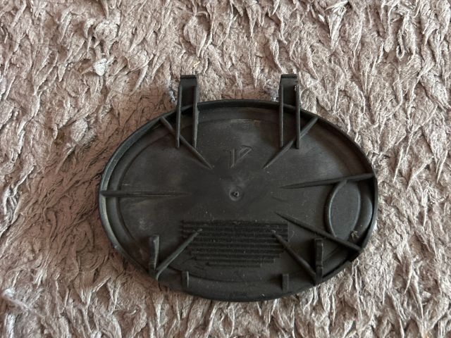 bontott AUDI A3 Fényszóró Lámpabúra Fedél