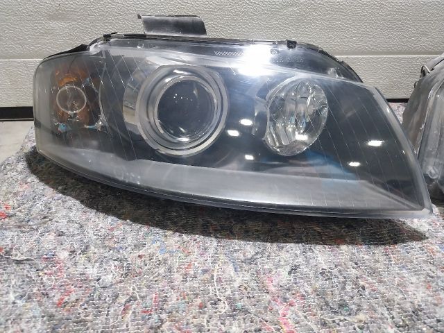bontott AUDI A3 Fényszóró Pár