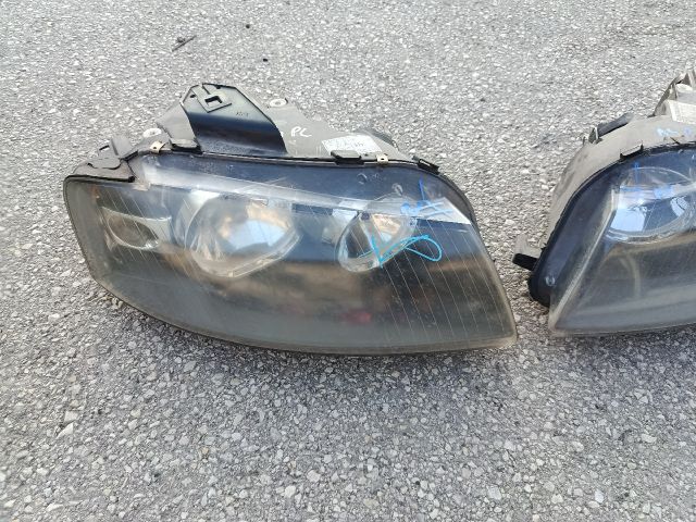 bontott AUDI A3 Fényszóró Pár