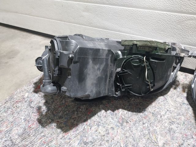 bontott AUDI A3 Fényszóró Pár