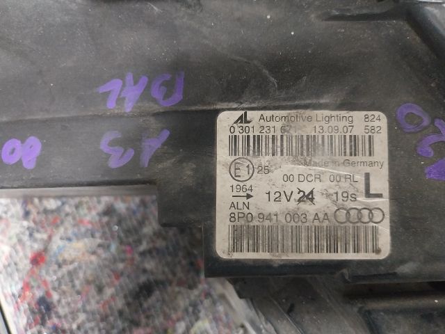 bontott AUDI A3 Fényszóró Pár