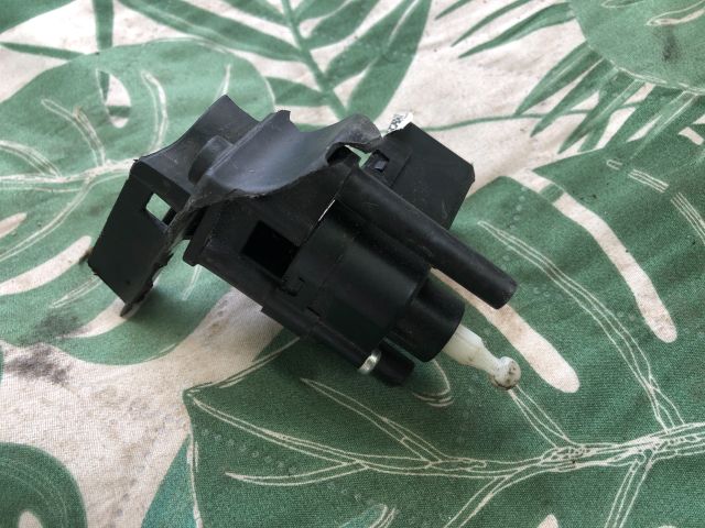 bontott AUDI A3 Fényszórómagasság Állító Motor Bal