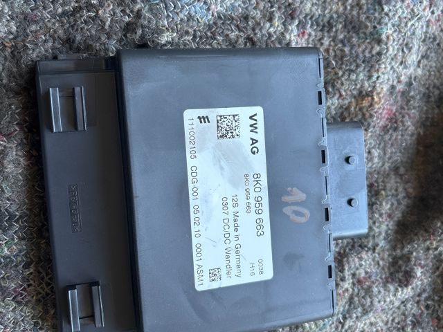 bontott AUDI A3 Feszültségszabályzó