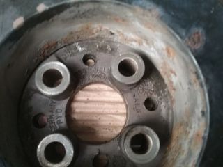 bontott AUDI A3 Főtengely Szíjtárcsa