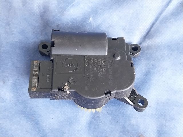 bontott AUDI A3 Fűtés Állító Motor