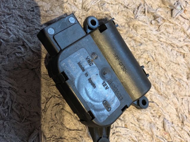 bontott AUDI A3 Fűtés Állító Motor