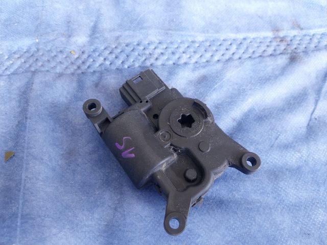 bontott AUDI A3 Fűtés Állító Motor