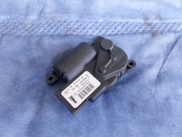 bontott AUDI A3 Fűtés Állító Motor