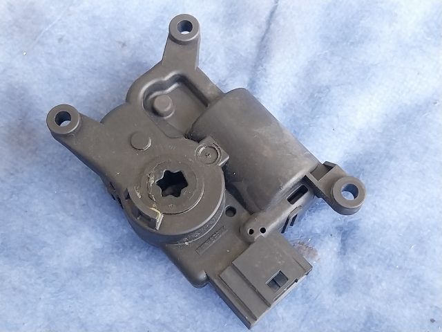 bontott AUDI A3 Fűtés Állító Motor