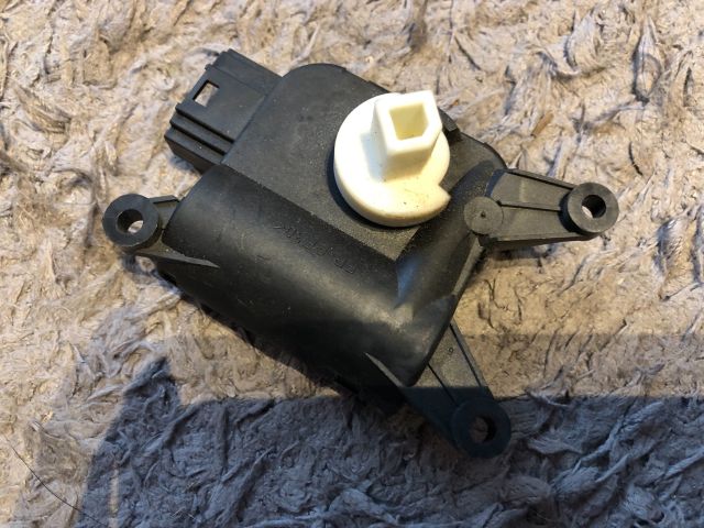 bontott AUDI A3 Fűtés Állító Motor