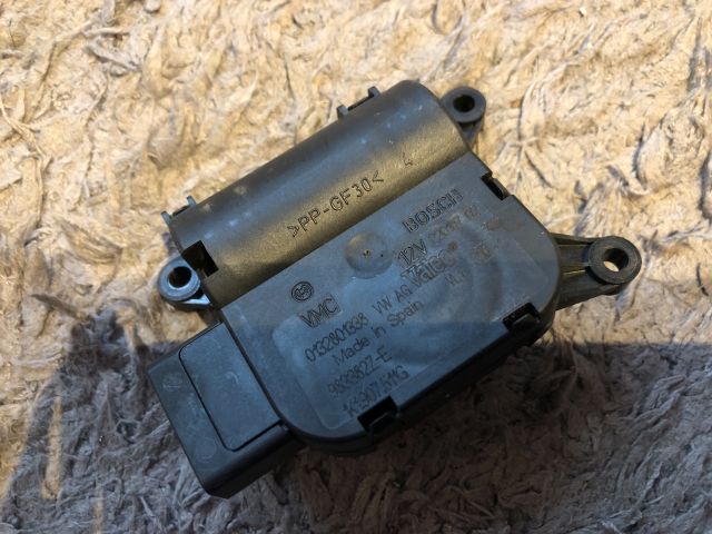 bontott AUDI A3 Fűtés Állító Motor