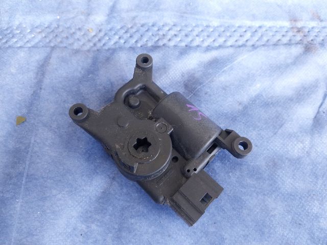 bontott AUDI A3 Fűtés Állító Motor