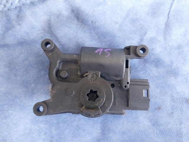 bontott AUDI A3 Fűtés Állító Motor