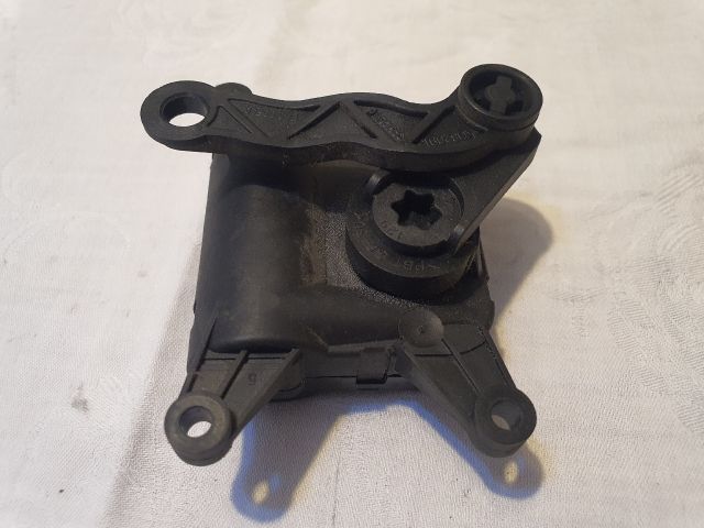 bontott AUDI A3 Fűtés Állító Motor