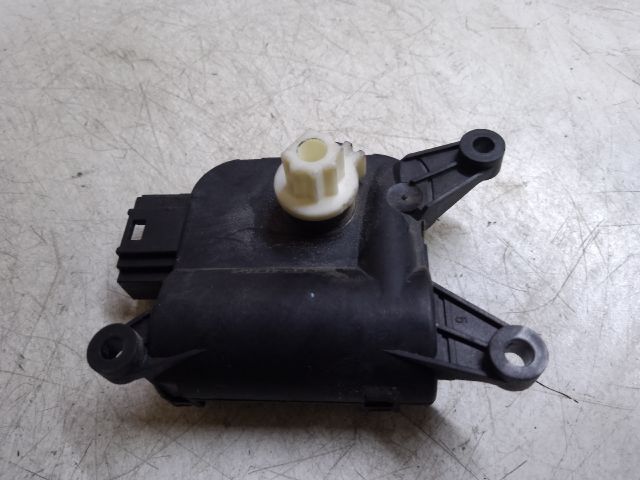 bontott AUDI A3 Fűtés Állító Motor