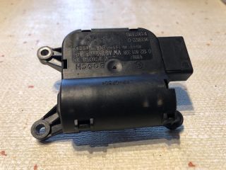bontott AUDI A3 Fűtés Állító Motor