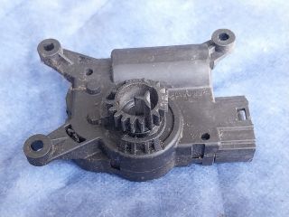 bontott AUDI A3 Fűtés Állító Motor