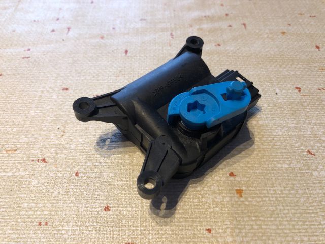 bontott AUDI A3 Fűtés Állító Motor