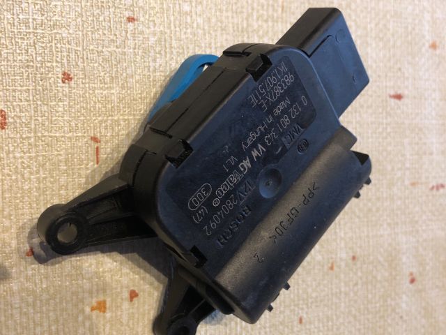 bontott AUDI A3 Fűtés Állító Motor