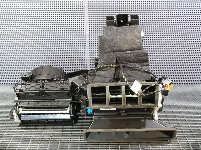 bontott AUDI A3 Fűtés Box