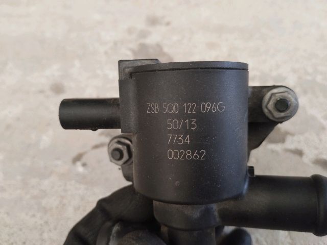 bontott AUDI A3 Fűtéscsap