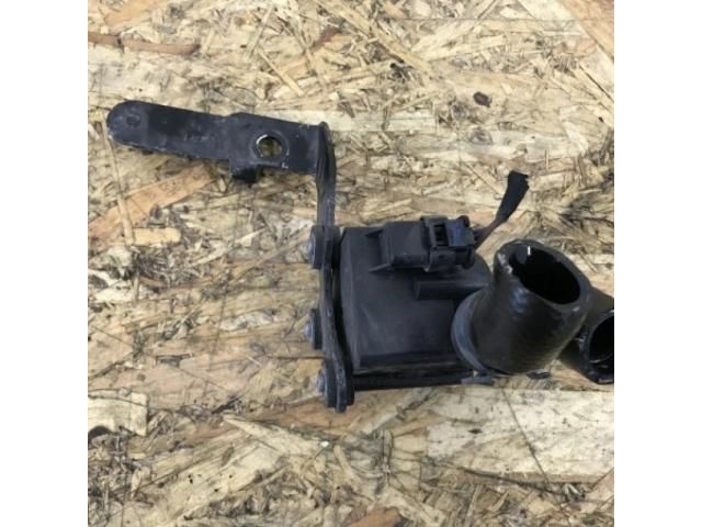 bontott AUDI A3 Fűtéscsap