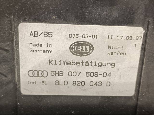 bontott AUDI A3 Fűtéskapcsoló (digit klímás)