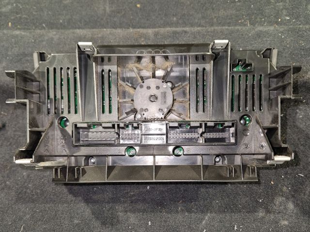 bontott AUDI A3 Fűtéskapcsoló (digit klímás)