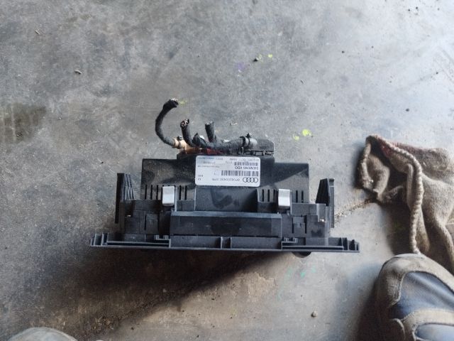 bontott AUDI A3 Fűtéskapcsoló (digit klímás)