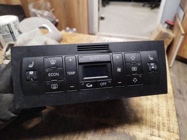 bontott AUDI A3 Fűtéskapcsoló (digit klímás)