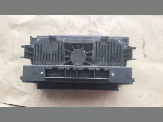 bontott AUDI A3 Fűtéskapcsoló (digit klímás)