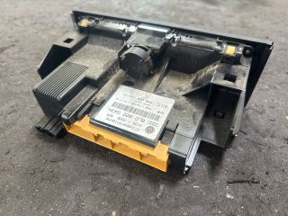 bontott AUDI A3 Fűtéskapcsoló (digit klímás)