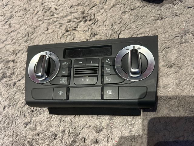 bontott AUDI A3 Fűtéskapcsoló (digit klímás)