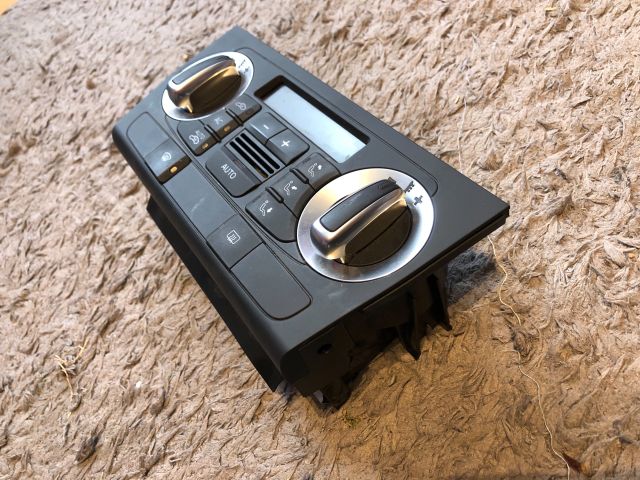 bontott AUDI A3 Fűtéskapcsoló (digit klímás)