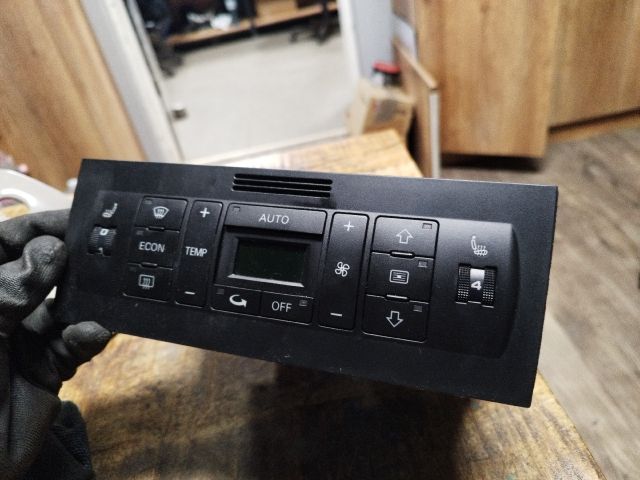 bontott AUDI A3 Fűtéskapcsoló (digit klímás)