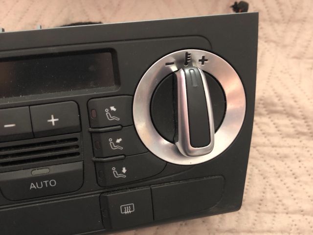 bontott AUDI A3 Fűtéskapcsoló (digit klímás)