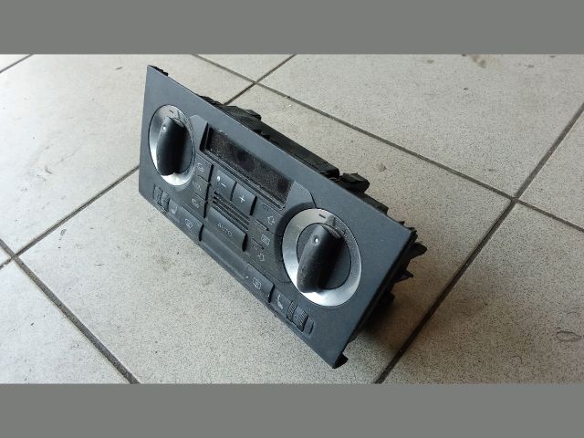 bontott AUDI A3 Fűtéskapcsoló (digit klímás)