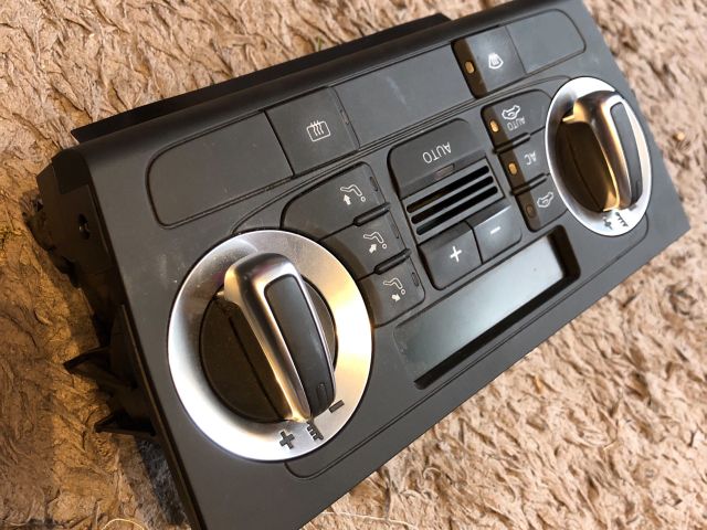 bontott AUDI A3 Fűtéskapcsoló (digit klímás)