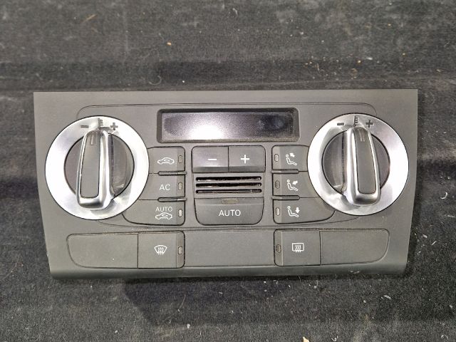 bontott AUDI A3 Fűtéskapcsoló (digit klímás)