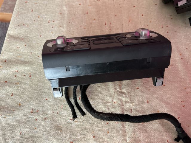 bontott AUDI A3 Fűtéskapcsoló (digit klímás)