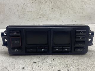 bontott AUDI A3 Fűtéskapcsoló (digit klímás)