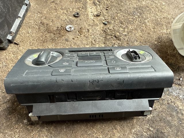 bontott AUDI A3 Fűtéskapcsoló (digit klímás)