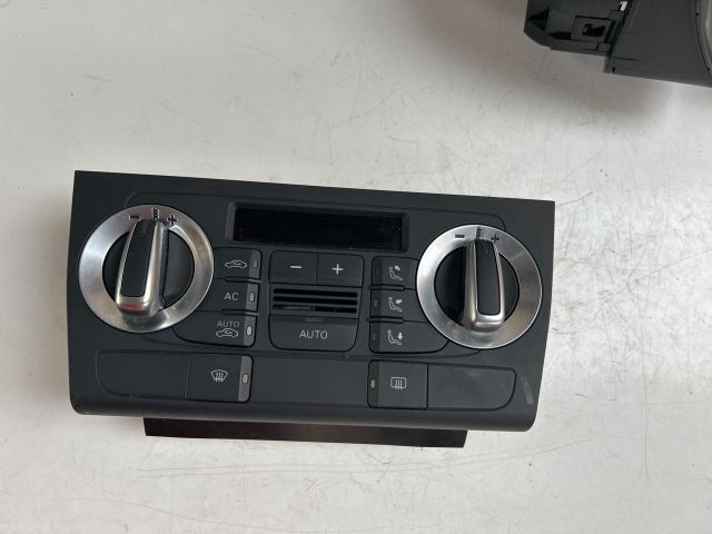 bontott AUDI A3 Fűtéskapcsoló (digit klímás)