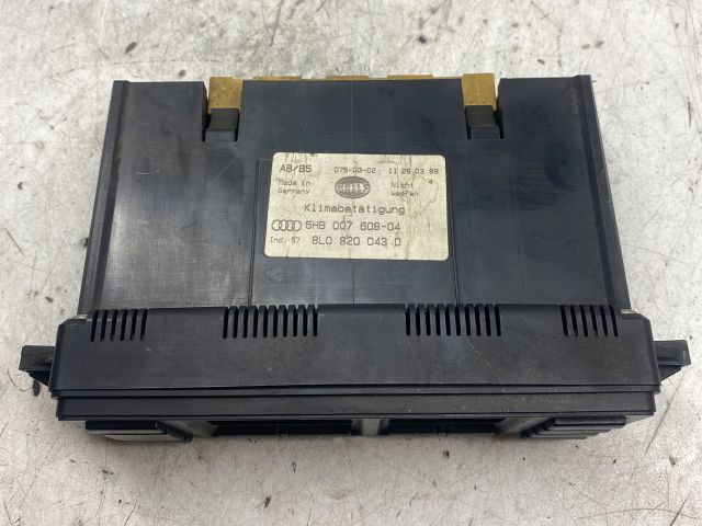 bontott AUDI A3 Fűtéskapcsoló (digit klímás)